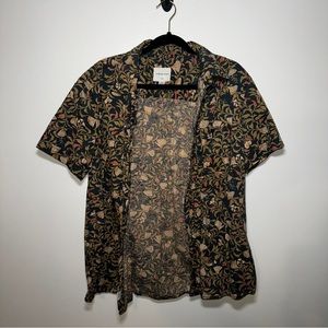 AMERICAN EAGLE Floral Men’s Buttonup